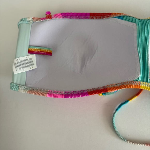 Trina Turk 25th Anniversary Bikini Size 14 Top / Size 10 Bottom READ DESCRIPTION - Picture 8 of 13